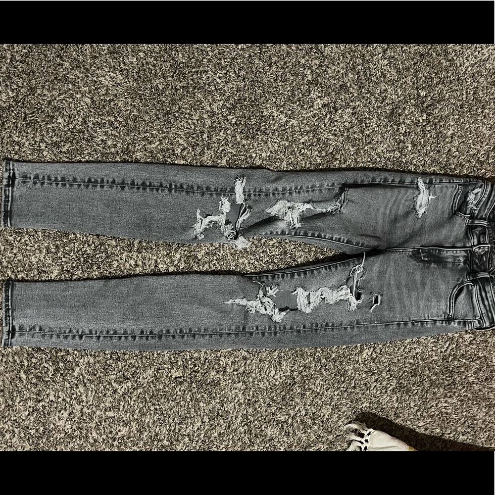 grey american eagle skinny jeans